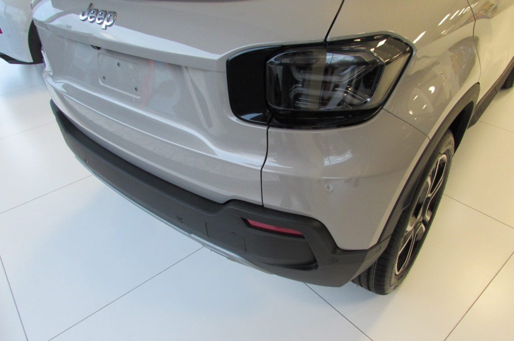 JEEP Avenger 1.2 Turbo 100 CV Summit KMZERO - 14