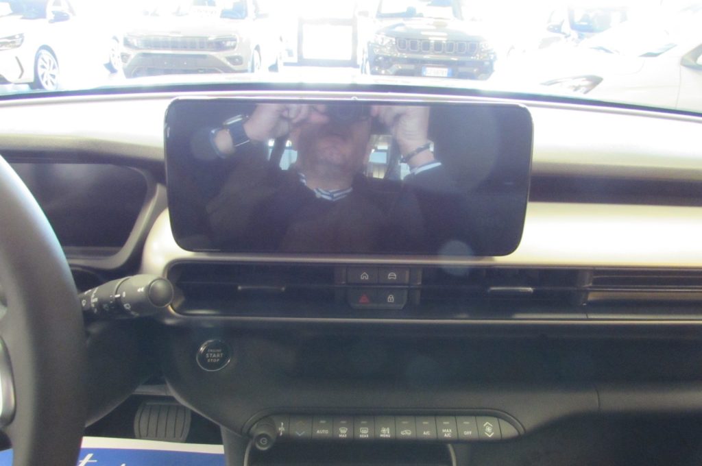 JEEP Avenger 1.2 Turbo 110 CV MHEV Summit KMZERO - 9