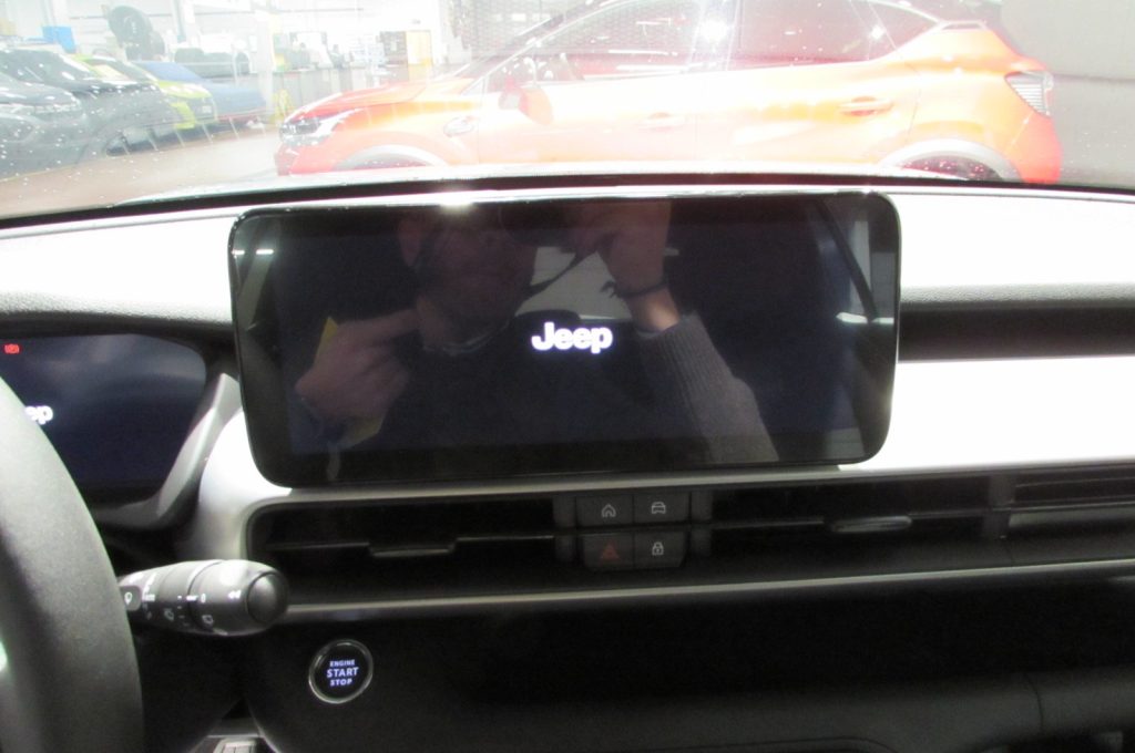 JEEP Avenger 1.2 Turbo 145 CV MHEV 4xe Upland KM.ZERO - 9