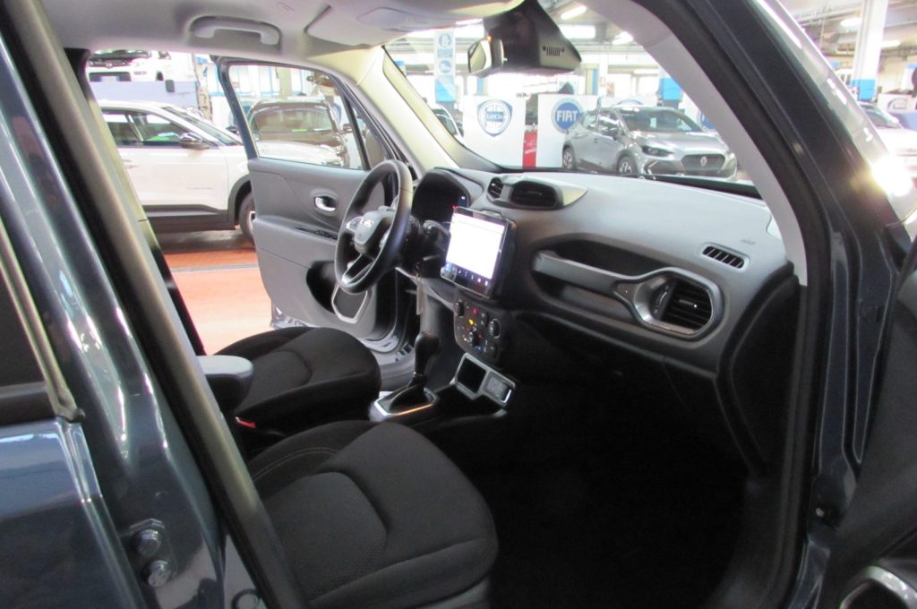 JEEP Renegade 1.5 Turbo 130cv T4 MHEV Altitude Km.12.330 - 15