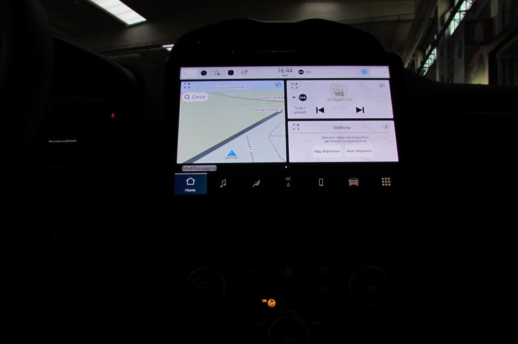 JEEP Renegade 1.5 Turbo 130cv T4 MHEV Altitude Km.12.330 - 9