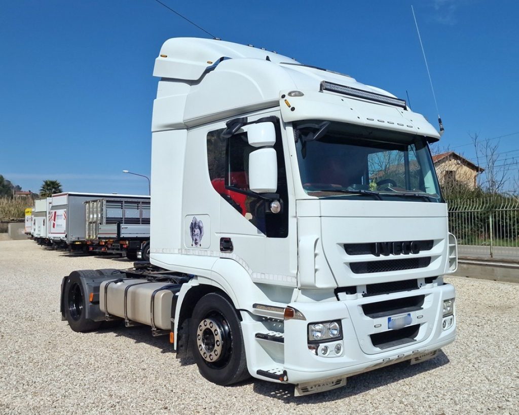 IVECO STRALIS AT 420 EURO 5 FULL PNEUMATICO RIBASSATO - 17