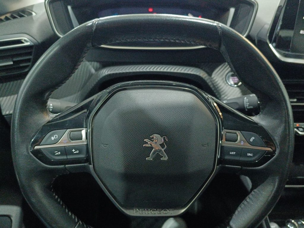 PEUGEOT 208 motore elettrico 136 CV 5 porte Allure - 17