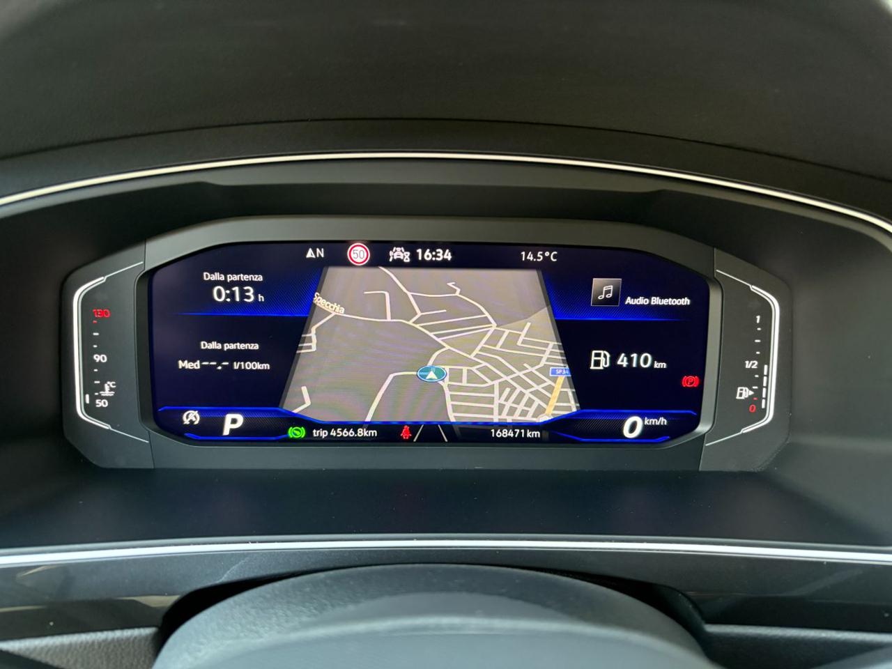 VOLKSWAGEN Tiguan 2.0 TDI 150 CV SCR DSG R-Line LUCI AMBIENTE - 26