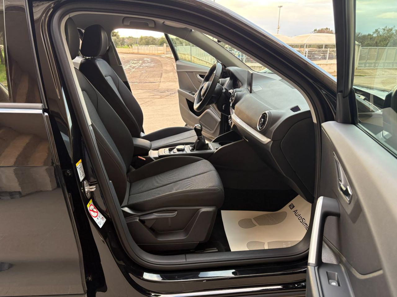 AUDI Q2 30 TDI Business VIRTUAL COCKPIT-RETROCAMERA - 9