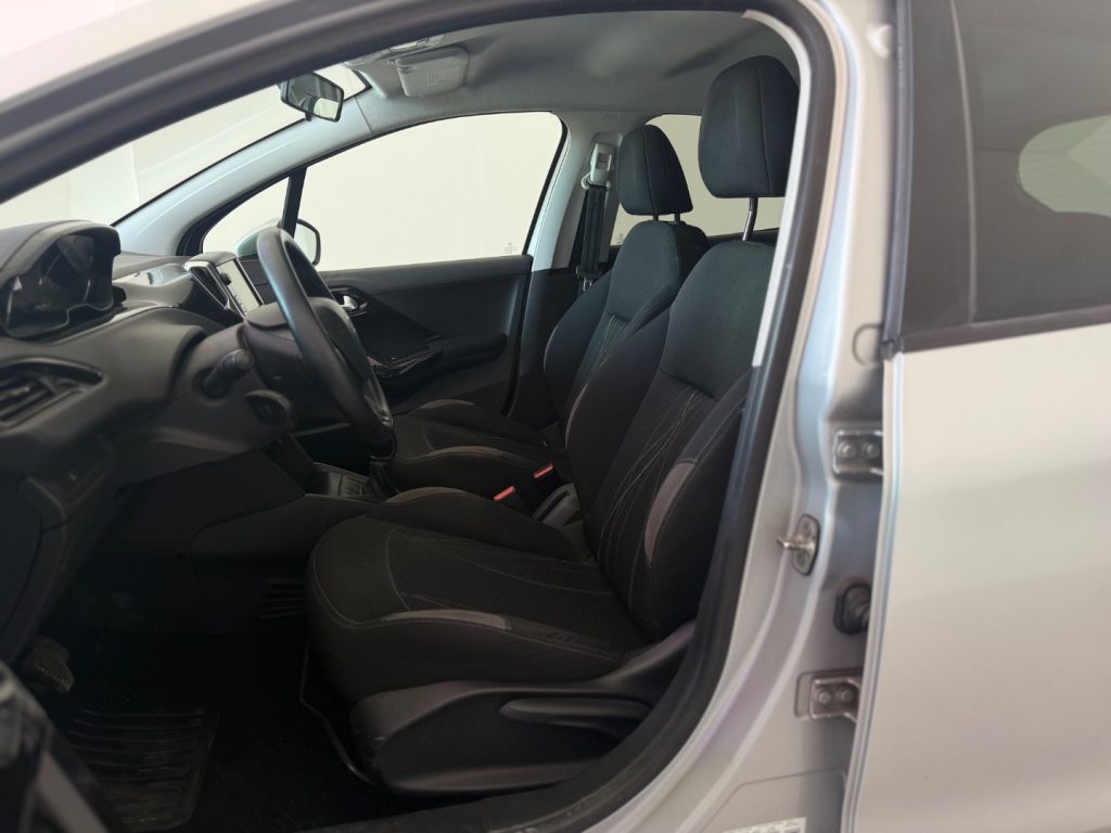 PEUGEOT 208 1° serie 1.2 VTi 82 CV 5 porte Allure - 15