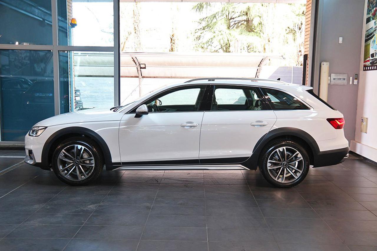 AUDI A4 allroad 40 TDI S-Tronic Identity Contrast - 3