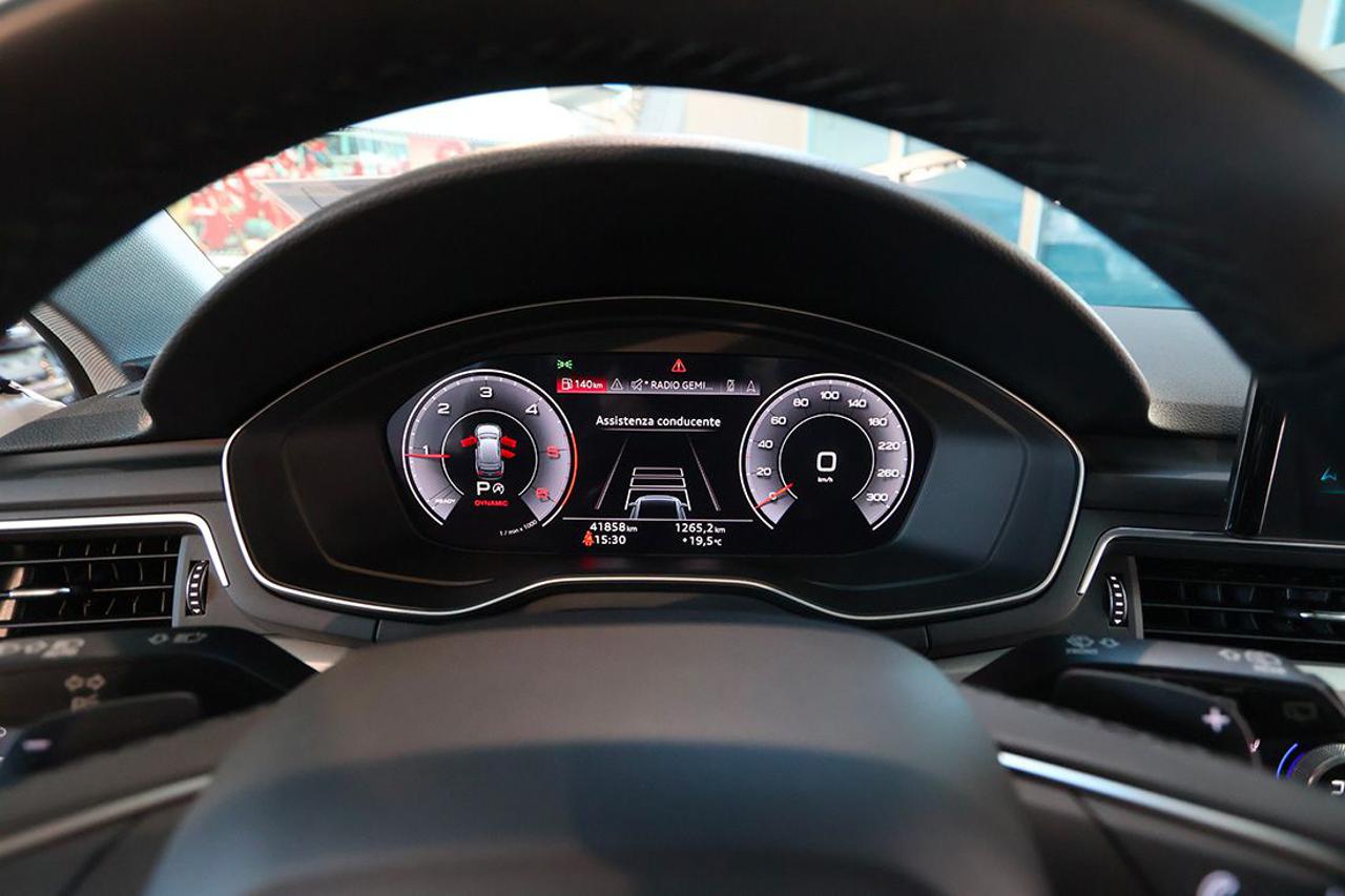 AUDI A4 allroad 40 TDI S-Tronic Identity Contrast - 31