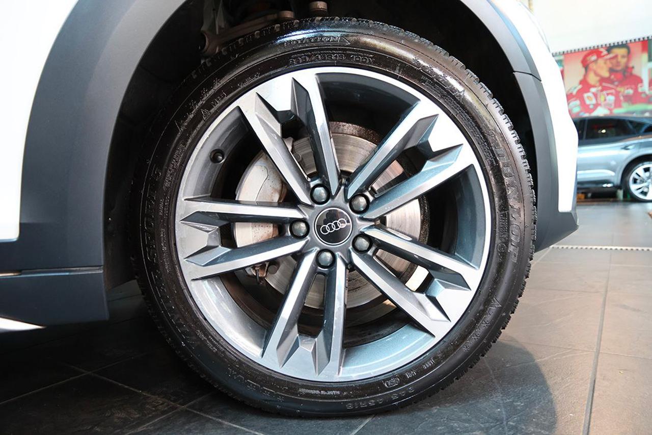 AUDI A4 allroad 40 TDI S-Tronic Identity Contrast - 6