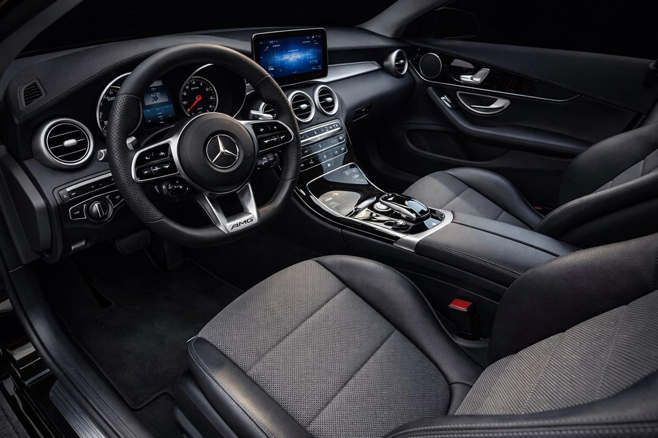 MERCEDES-BENZ C 220 d Coupé Premium - 4