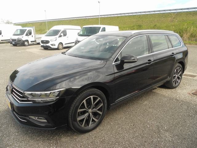 VOLKSWAGEN Passat Variant Nero metallizzato
