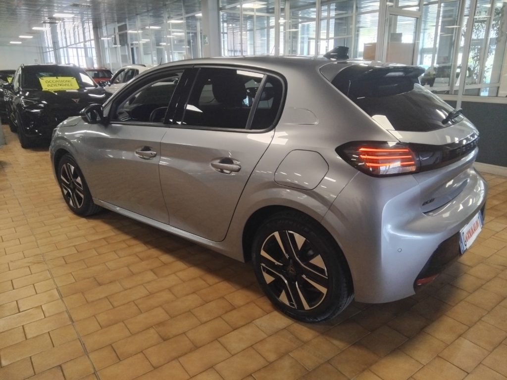 PEUGEOT 208 100 CV 5 porte Allure Puretech - 4