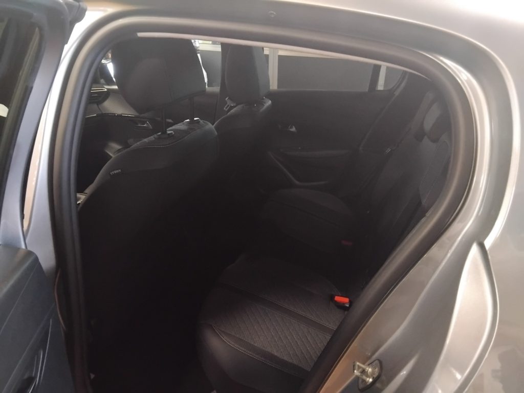 PEUGEOT 208 100 CV 5 porte Allure Puretech - 7