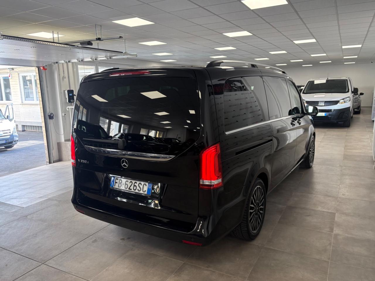 MERCEDES-BENZ V 250 d Automatic Premium Long 7 POSTI - 6