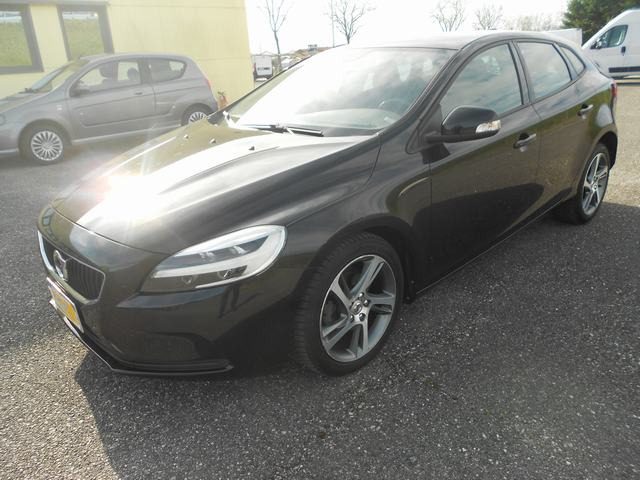 VOLVO V40 Nero metallizzato