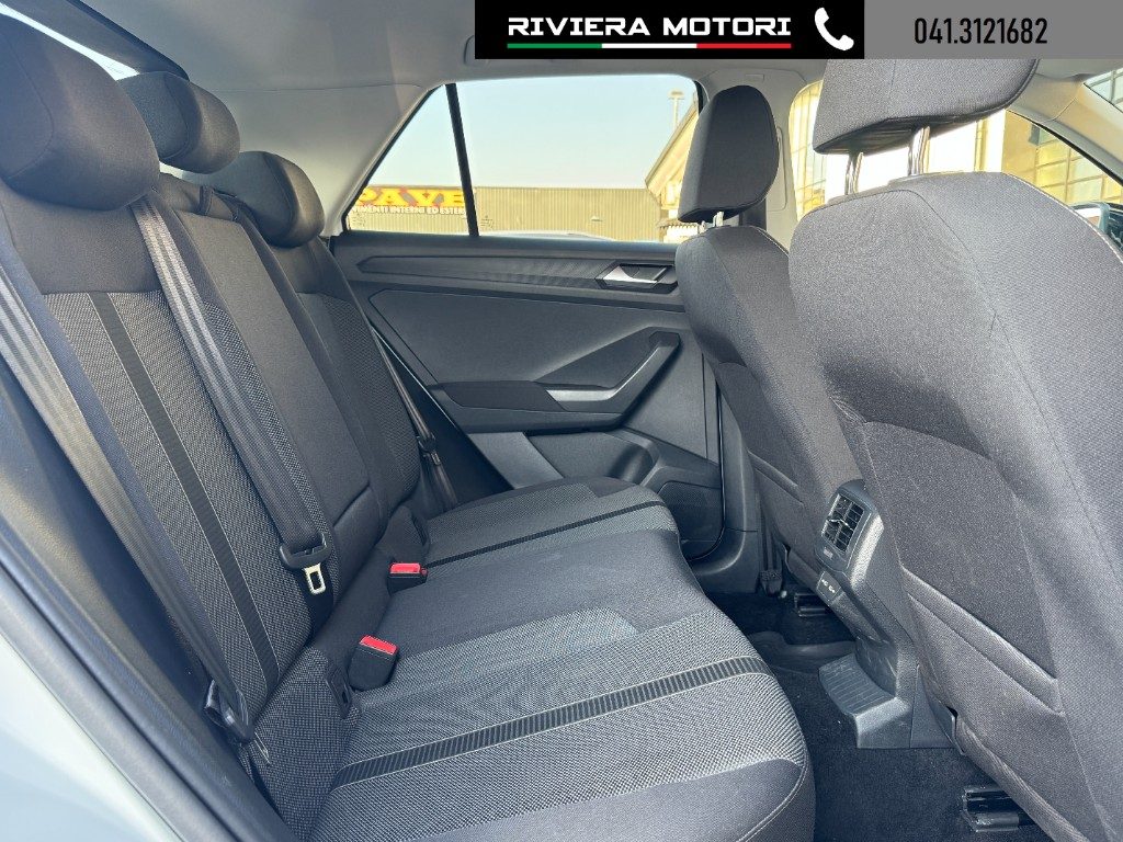 VOLKSWAGEN T-Roc 1.0 TSI Style - 9