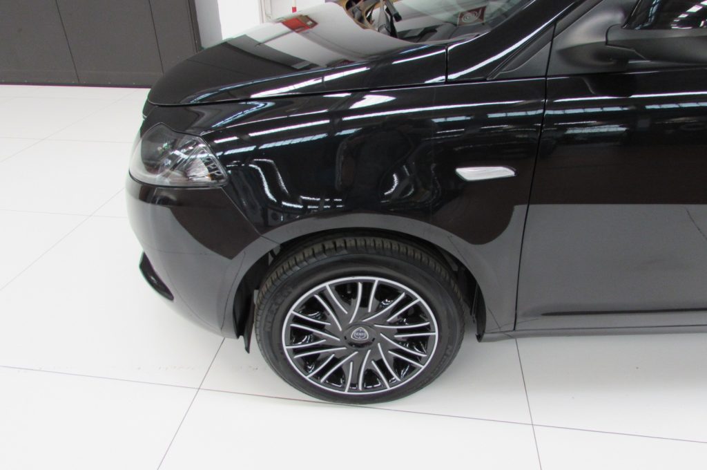 LANCIA Ypsilon 1.0 FireFly 70cv 5 porte S&S Hybrid Gold - 5