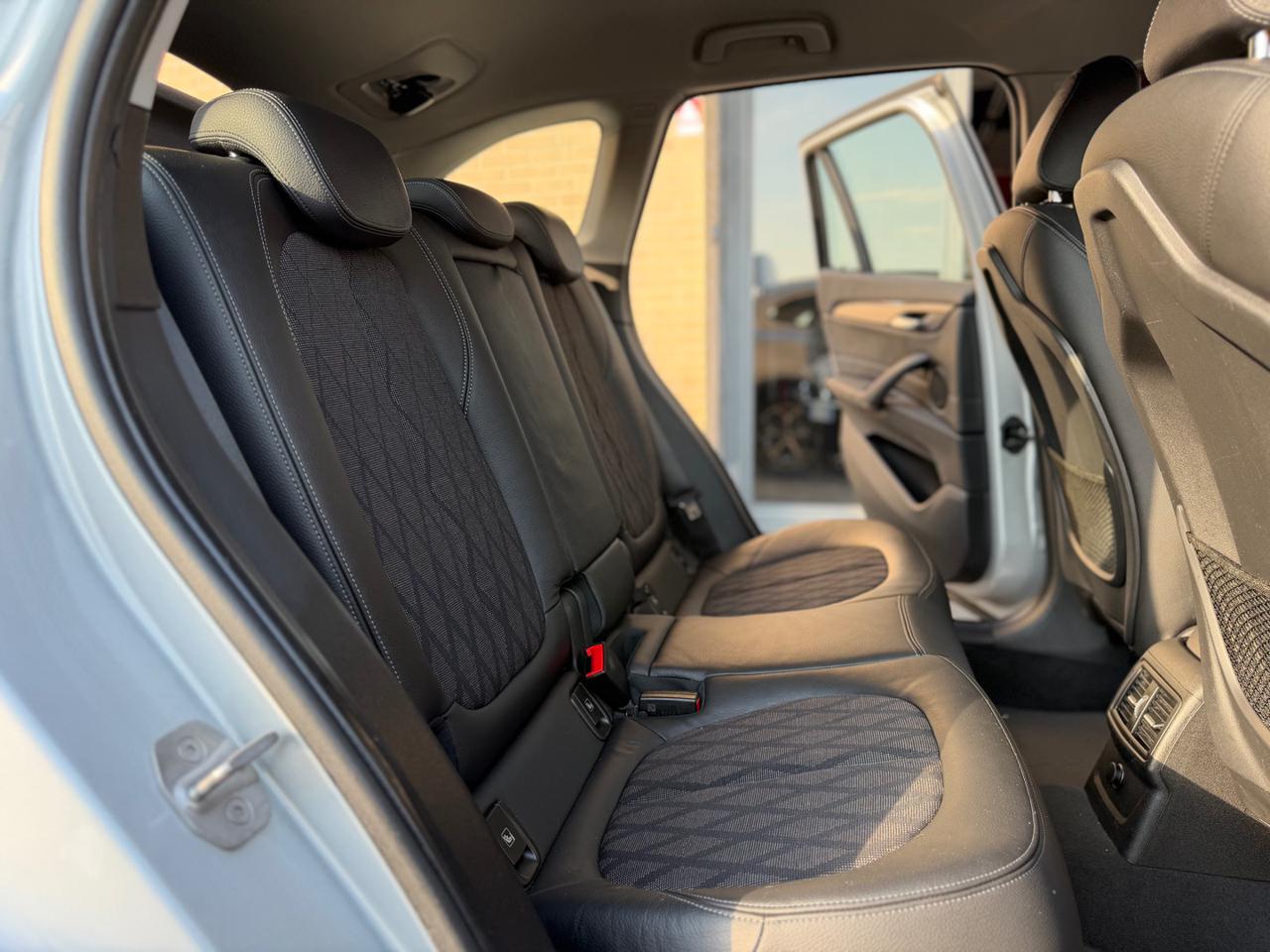 BMW X1 sDrive18d xLine - 10