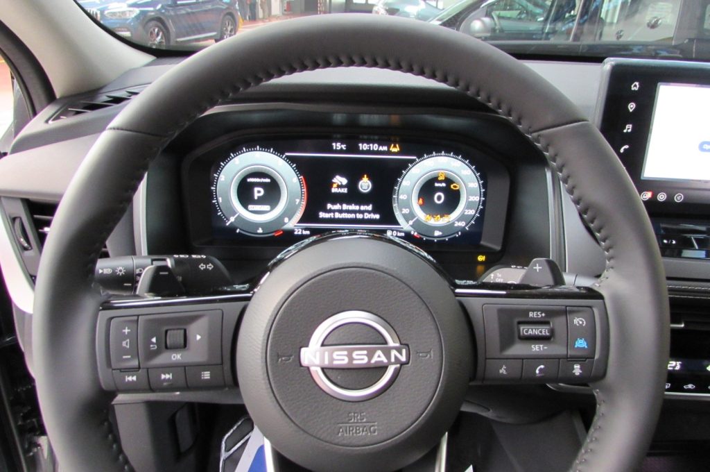 NISSAN Qashqai 1.3 MHEV 158 CV Xtronic N-Connecta KMZERO - 11