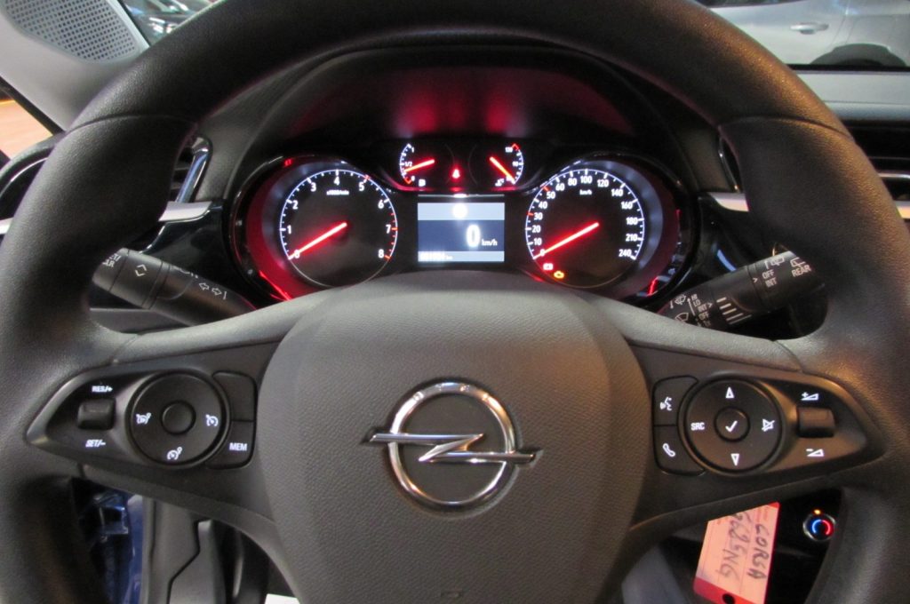 OPEL Corsa 1.2 Edition 75cv - 11