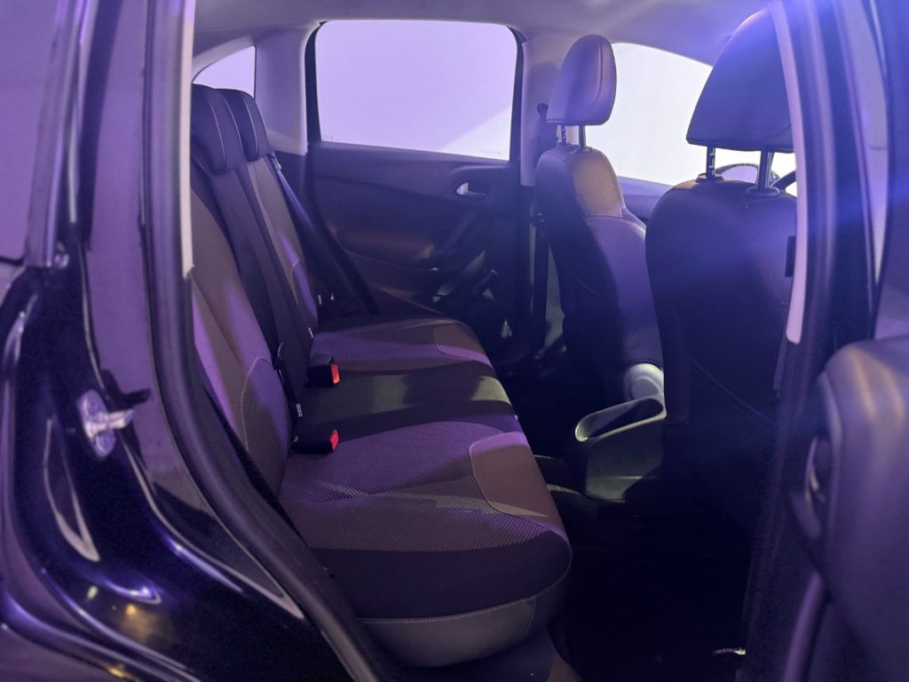 CITROEN C3 BlueHDi 75 Exclusive - 12