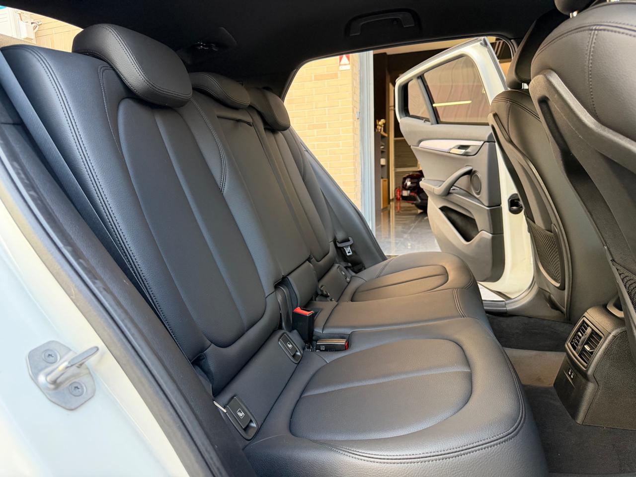 BMW X2 sDrive18d Msport - 11