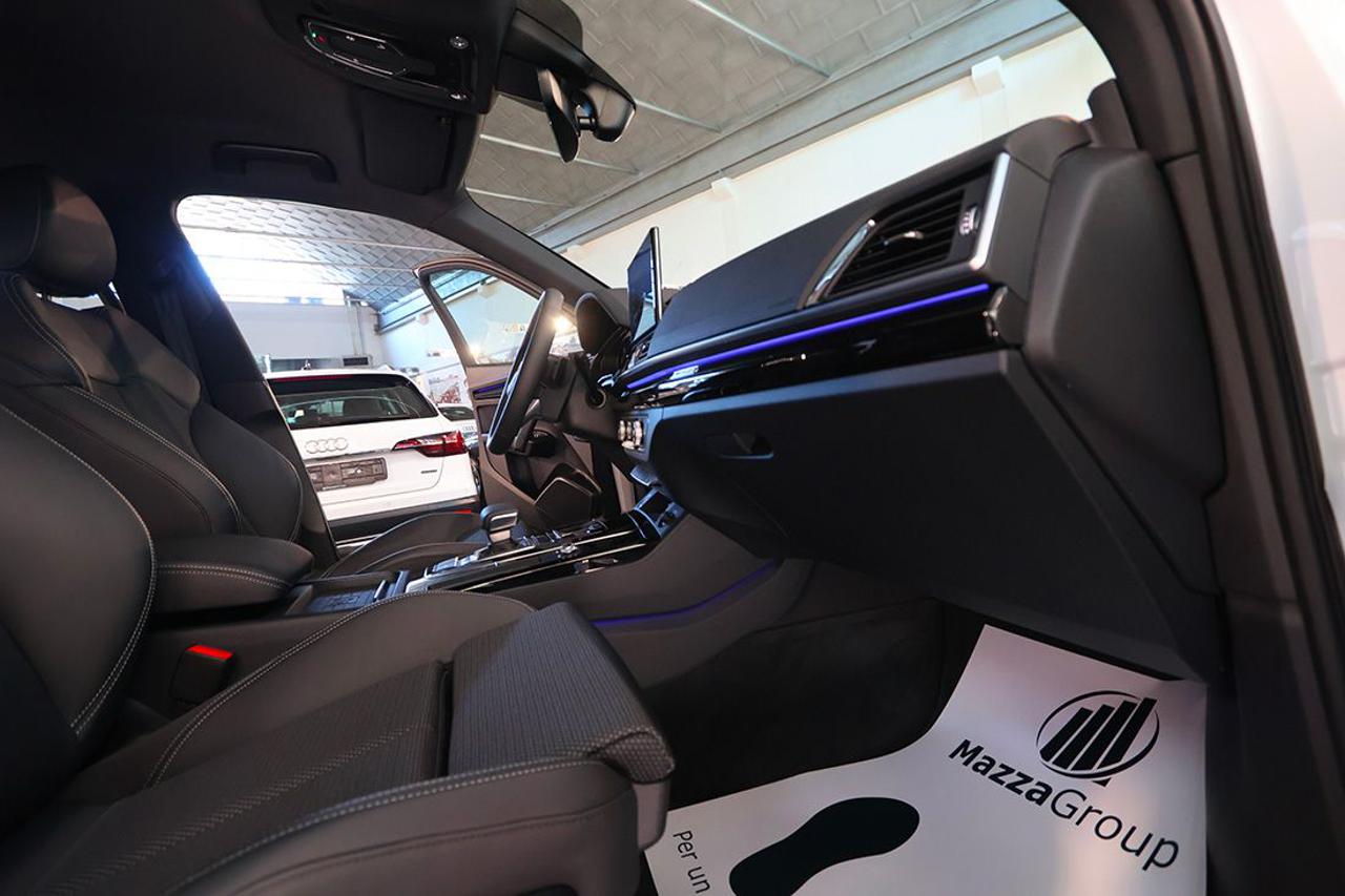 AUDI Q5 40 TDI Quattro S-Tronic Identity Black S-Line - 41