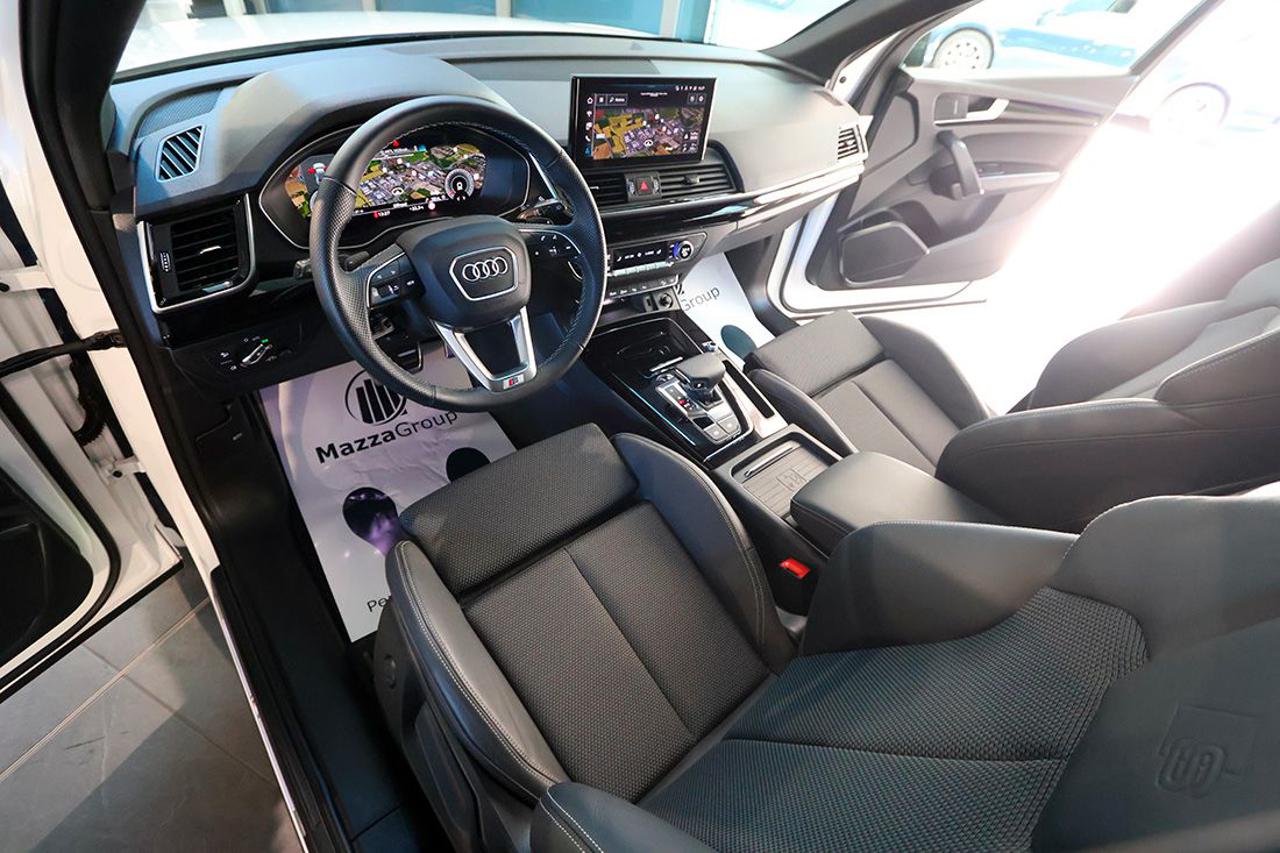 AUDI Q5 40 TDI Quattro S-Tronic Identity Black S-Line - 15