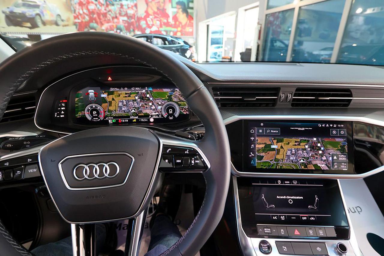 AUDI A6 40 TDI Avant S-Tronic Business Advanced - 35