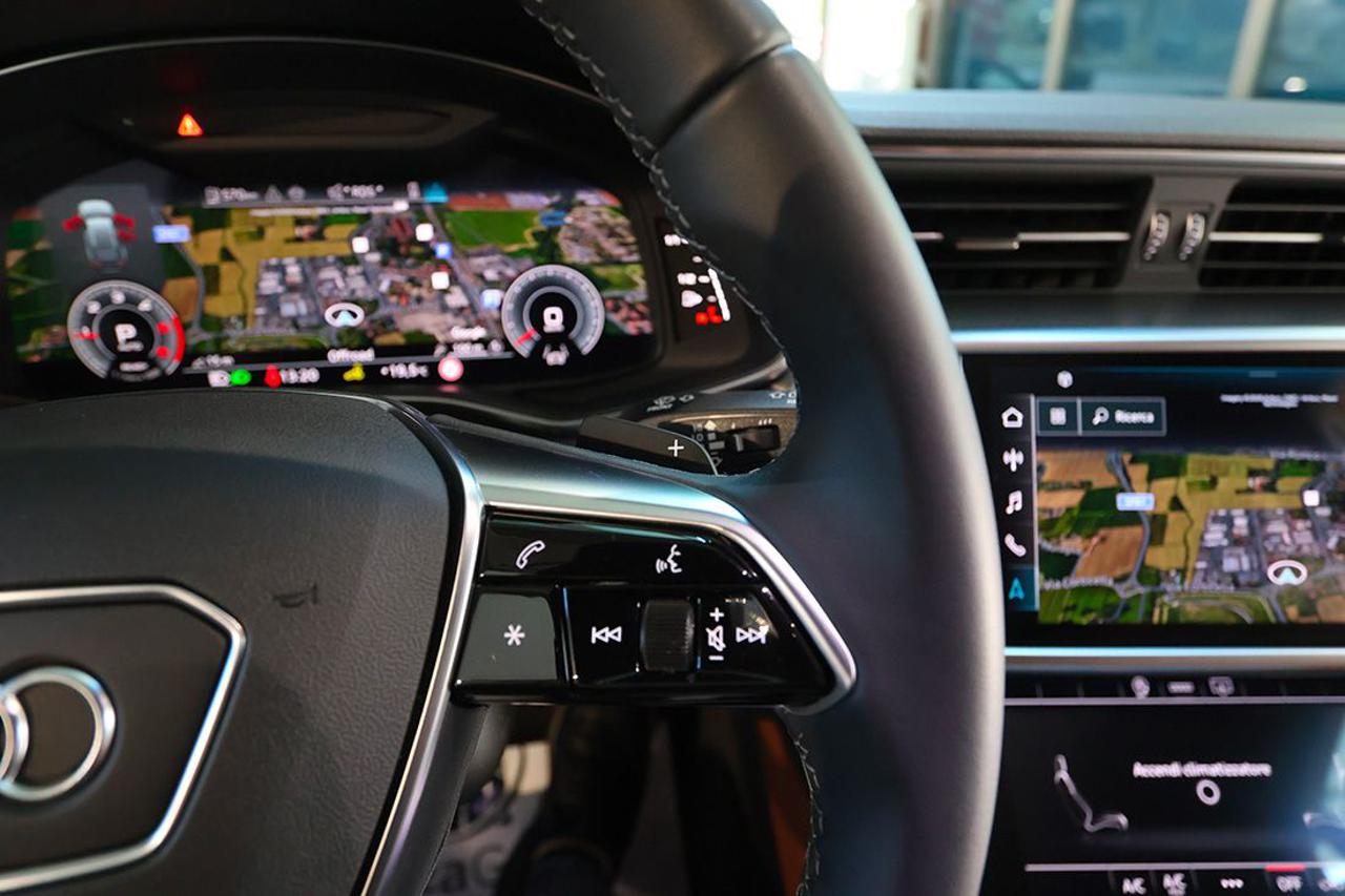 AUDI A6 40 TDI Avant S-Tronic Business Advanced - 22