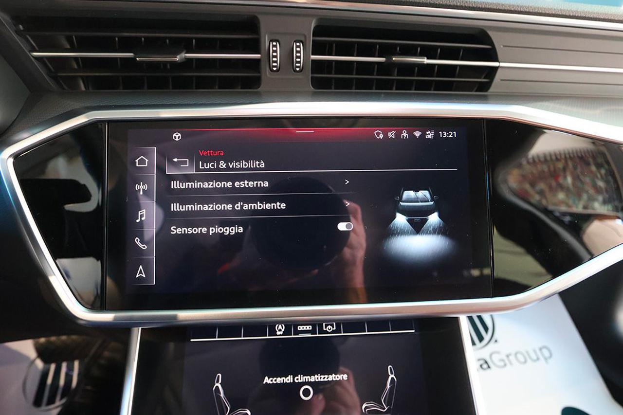 AUDI A6 40 TDI Avant S-Tronic Business Advanced - 28