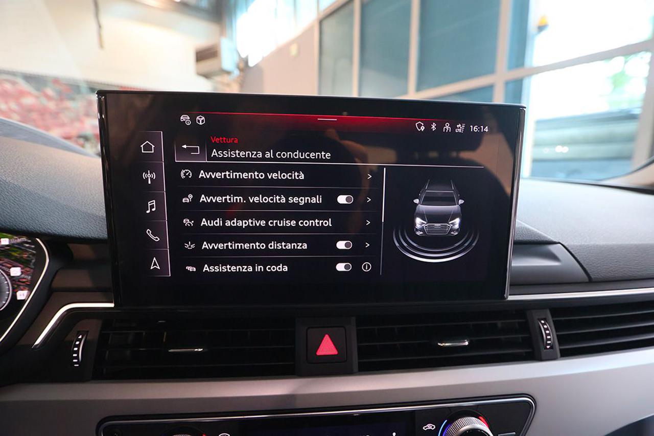 AUDI A4 30 TDI Avant S-Tronic Business Advanced - 34