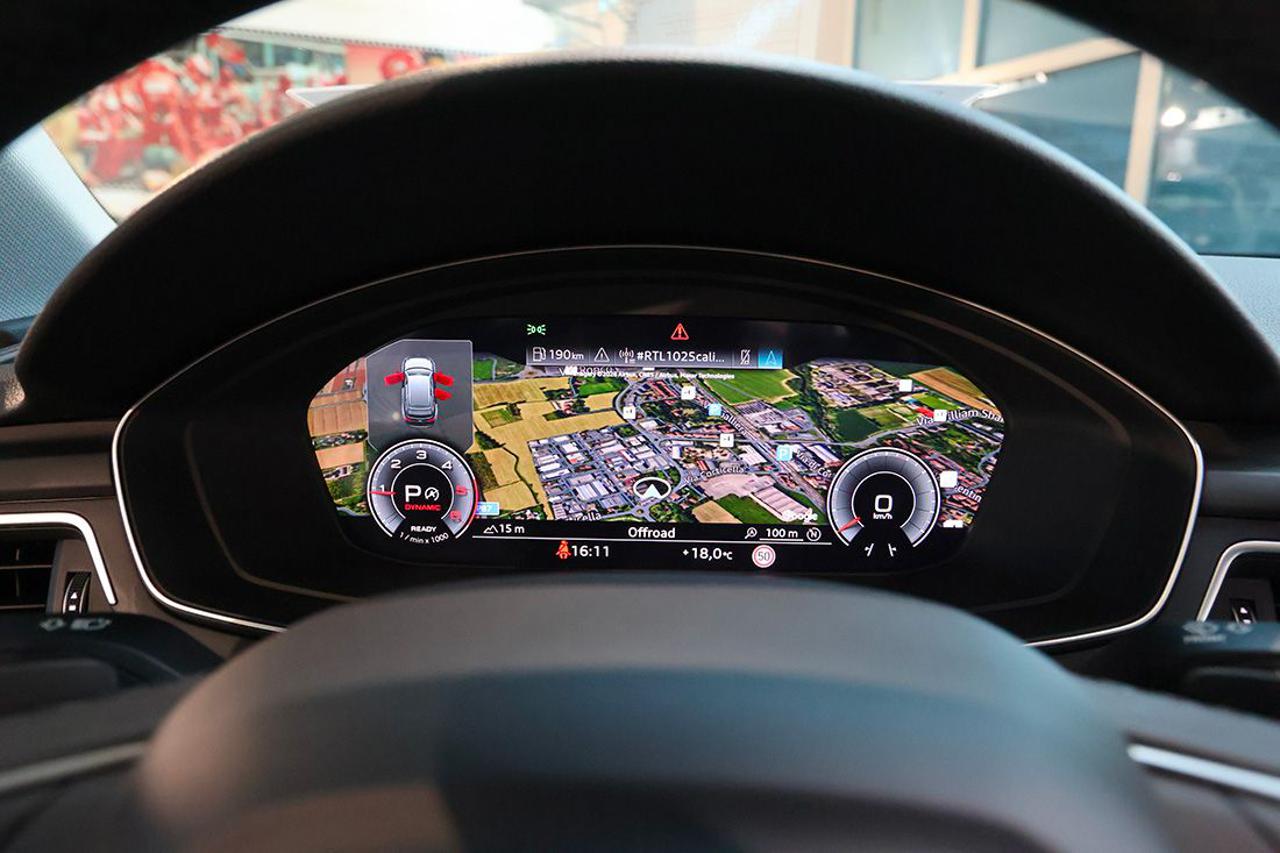 AUDI A4 30 TDI Avant S-Tronic Business Advanced - 36