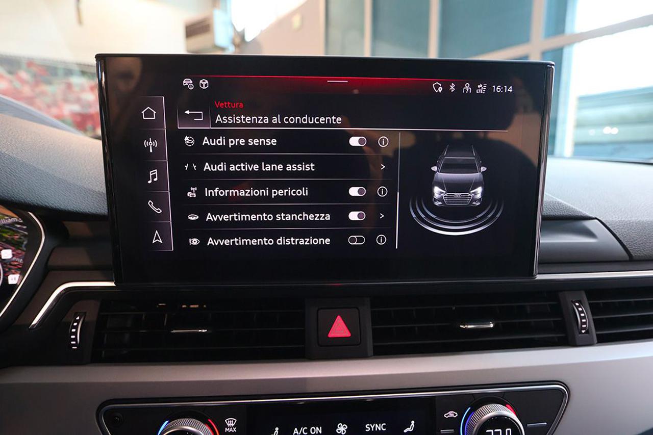 AUDI A4 30 TDI Avant S-Tronic Business Advanced - 35