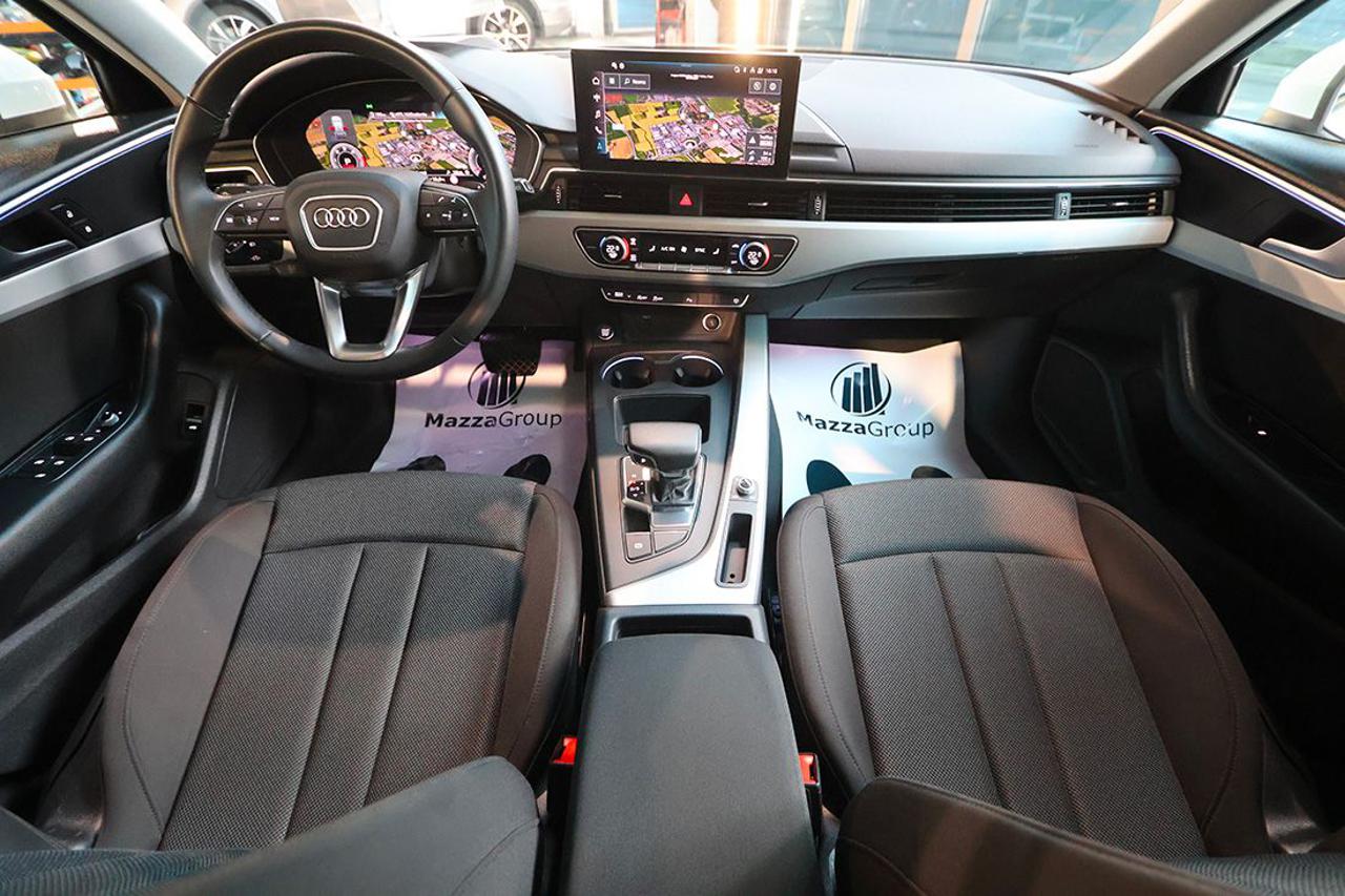 AUDI A4 30 TDI Avant S-Tronic Business Advanced - 39