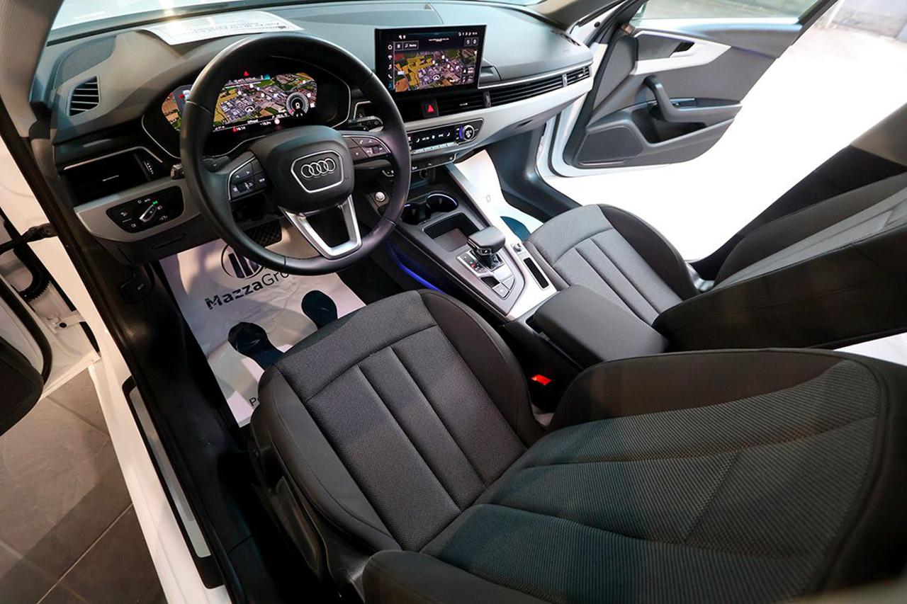 AUDI A4 30 TDI Avant S-Tronic Business Advanced - 15