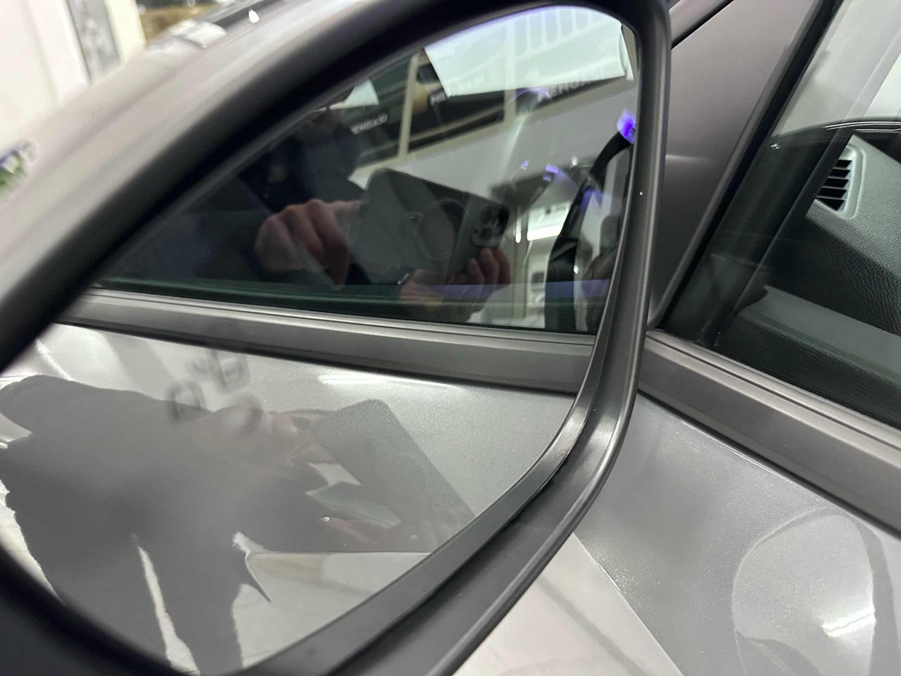 PEUGEOT 2008 Allure Hybrid 145 e-DCS6 - 22