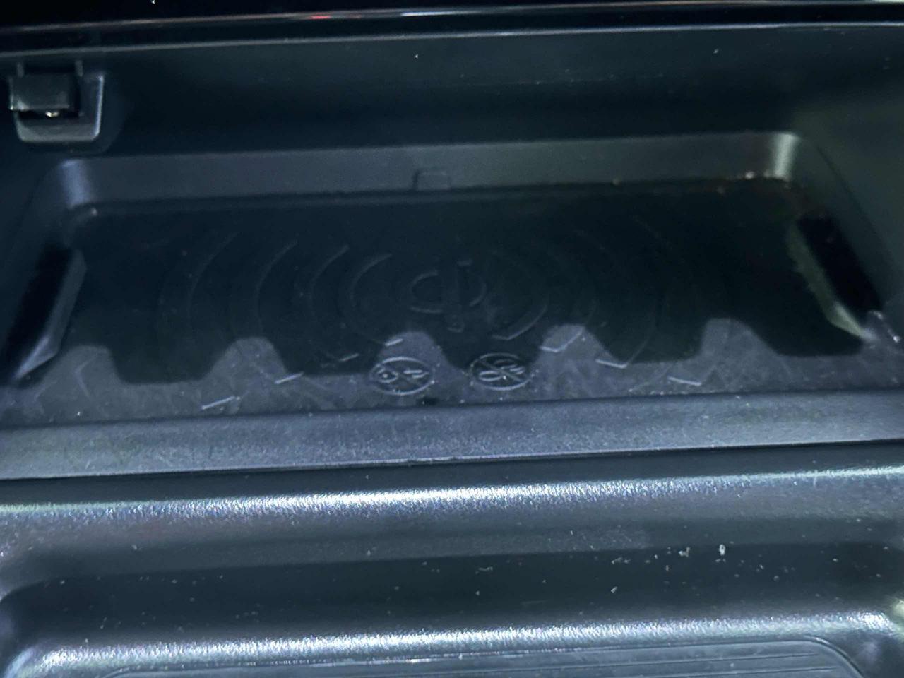 PEUGEOT 2008 Allure Hybrid 145 e-DCS6 - 21