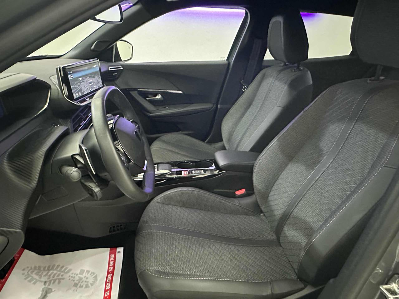 PEUGEOT 2008 Allure Hybrid 145 e-DCS6 - 14