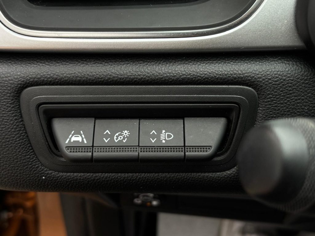 RENAULT Captur TCe 100 CV GPL FAP Intens BICOLOR - 11