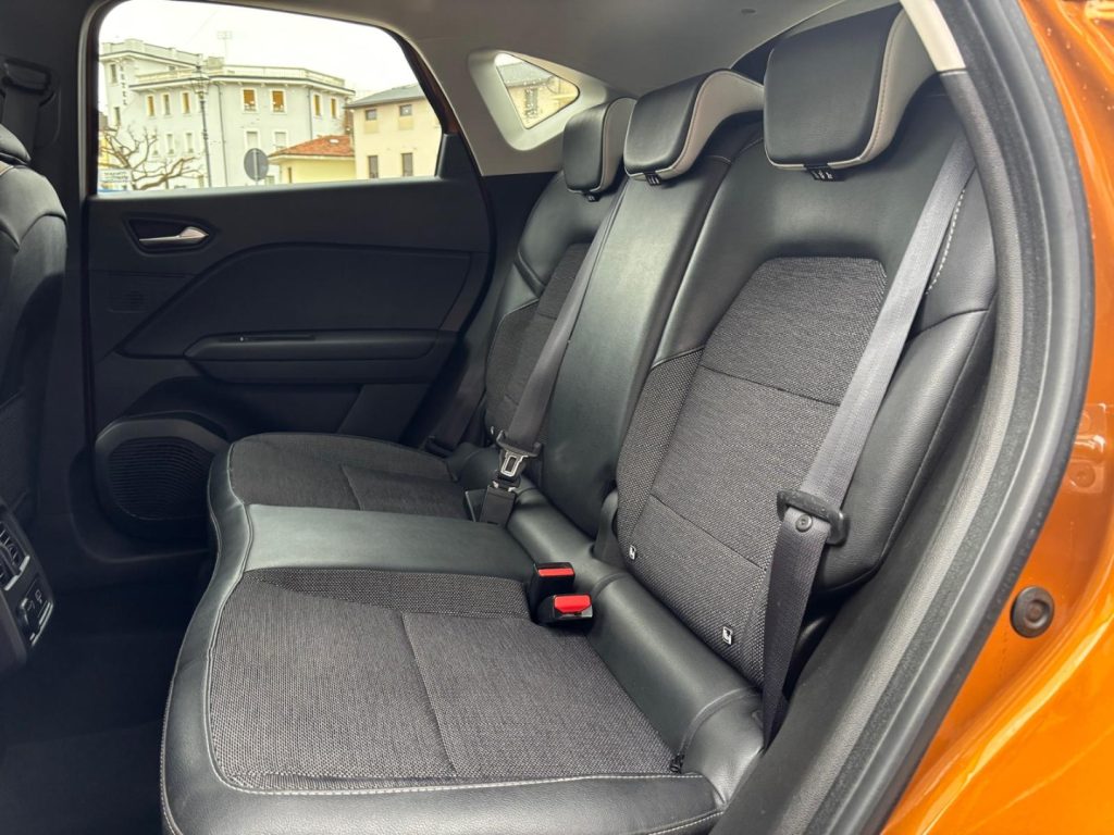 RENAULT Captur TCe 100 CV GPL FAP Intens BICOLOR - 21