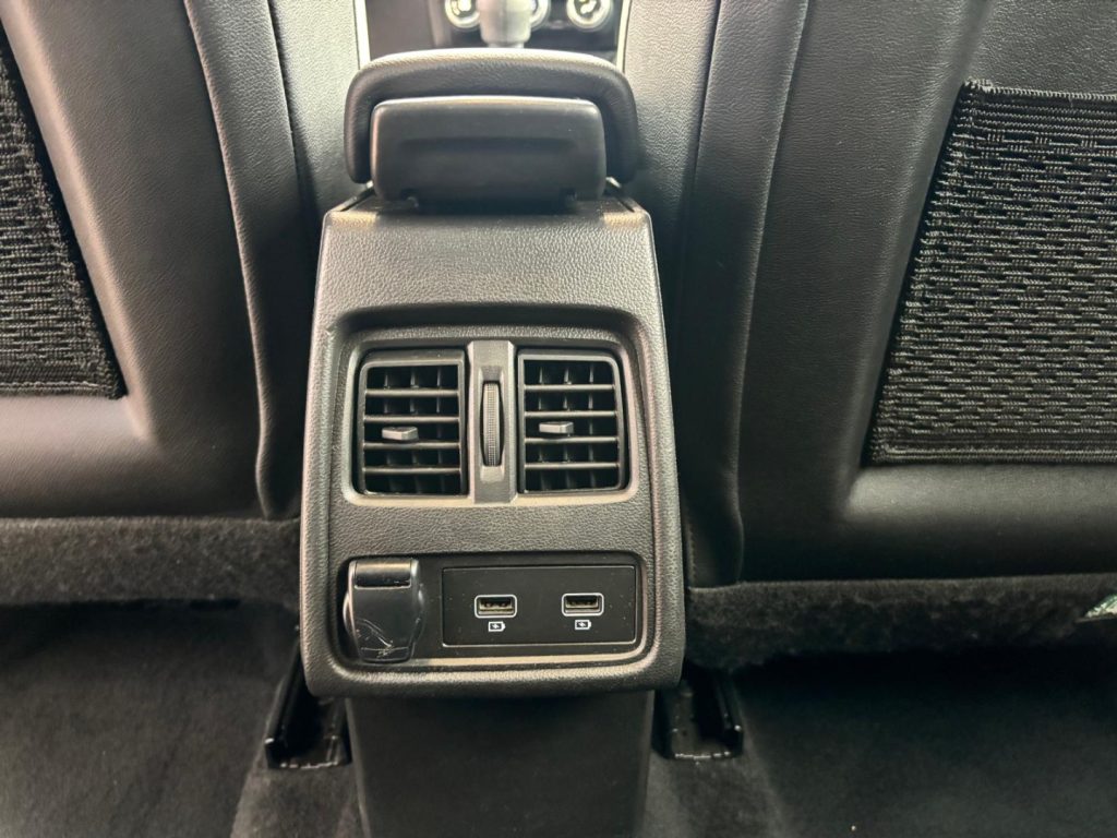 RENAULT Captur TCe 100 CV GPL FAP Intens BICOLOR - 23