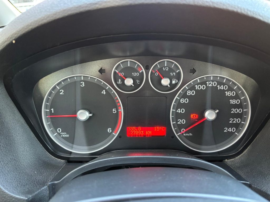 FORD C-Max PLUS 1.6 TDCi 90 CV - 15