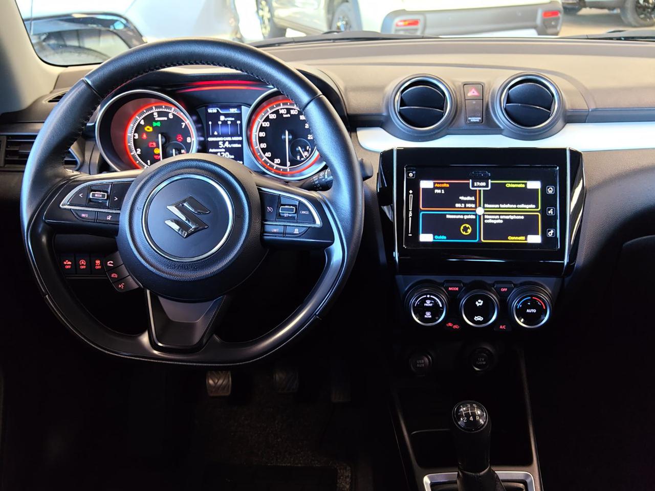 SUZUKI Swift 1.2 Hybrid 4WD AllGrip Top - 7