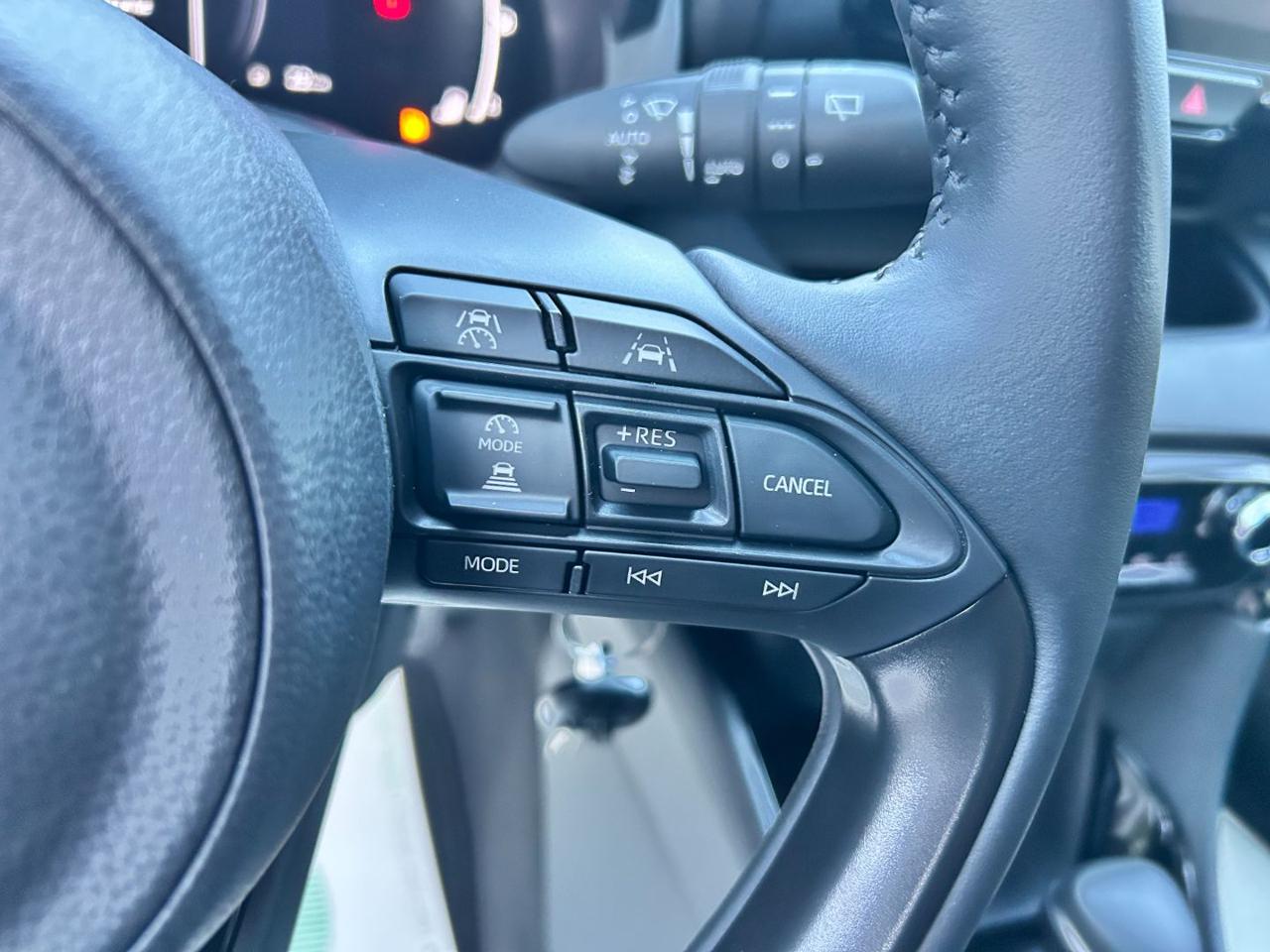 TOYOTA Yaris 1.5 Hybrid 5 porte Trend - 16