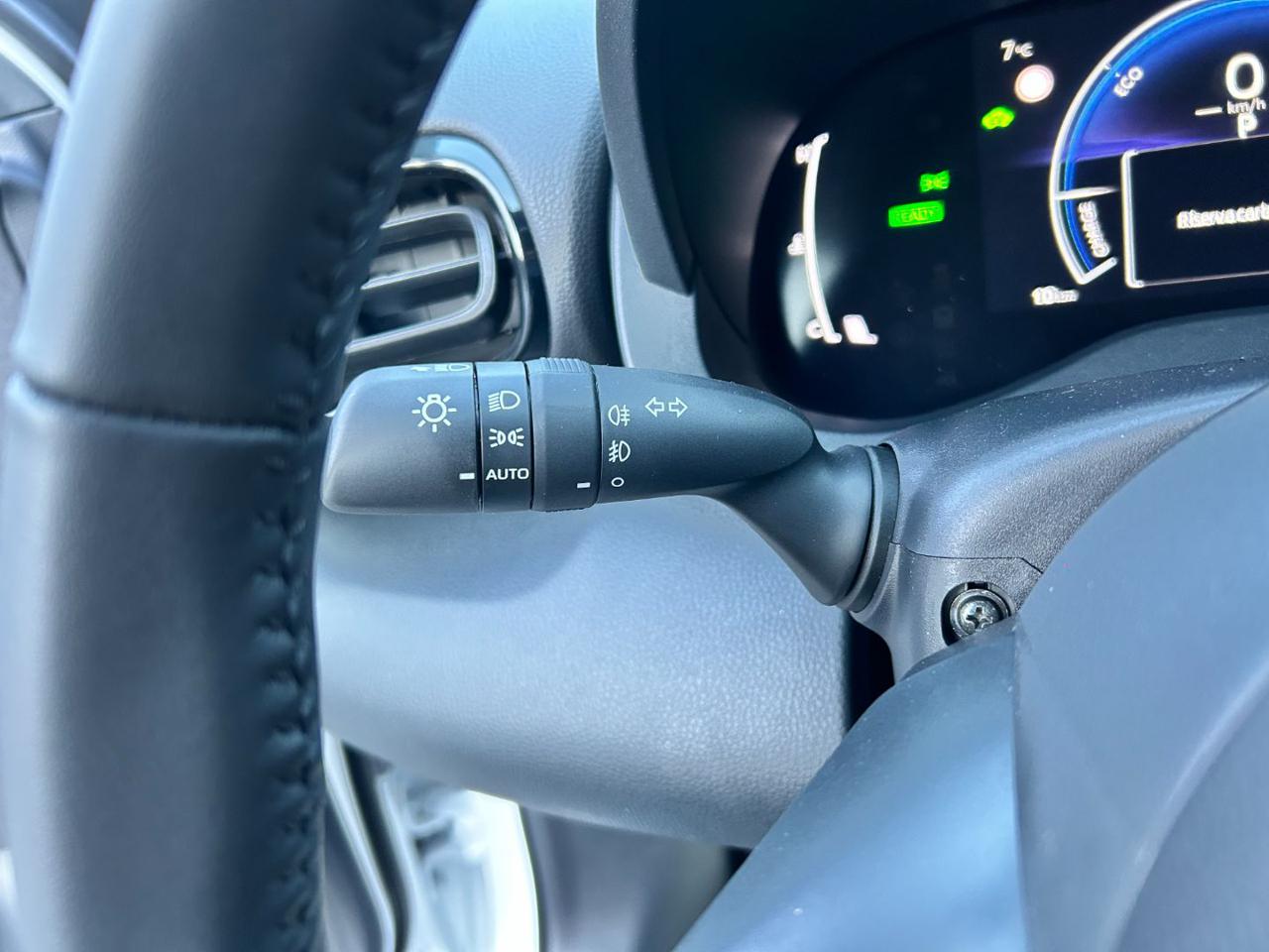 TOYOTA Yaris 1.5 Hybrid 5 porte Trend - 17