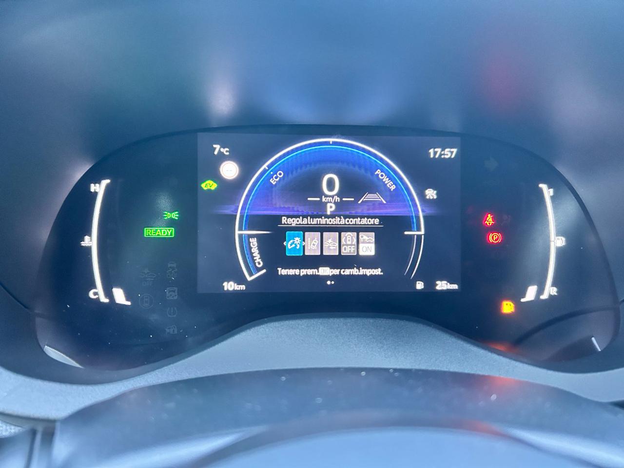 TOYOTA Yaris 1.5 Hybrid 5 porte Trend - 20