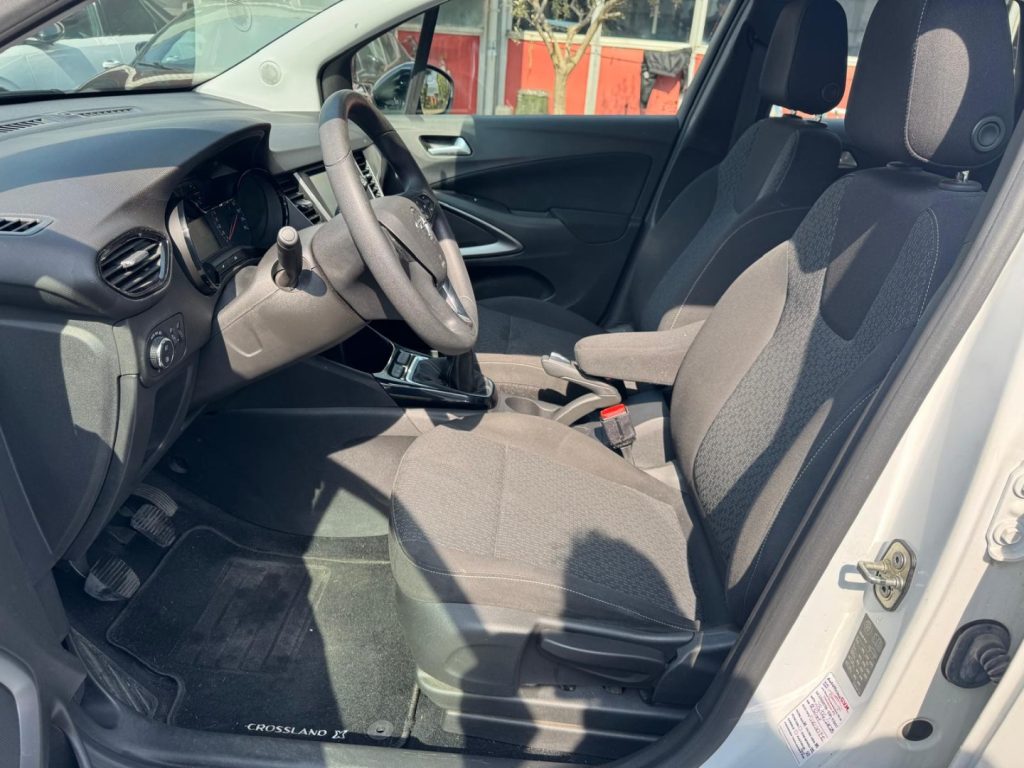 OPEL Crossland X 1.2 12V Advance - 13