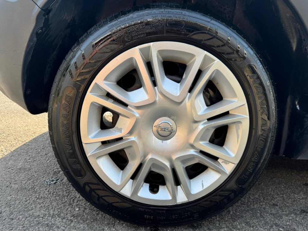 OPEL Crossland X 1.2 12V Advance - 19