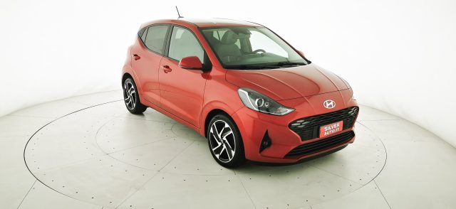 HYUNDAI i10 Rosso pastello